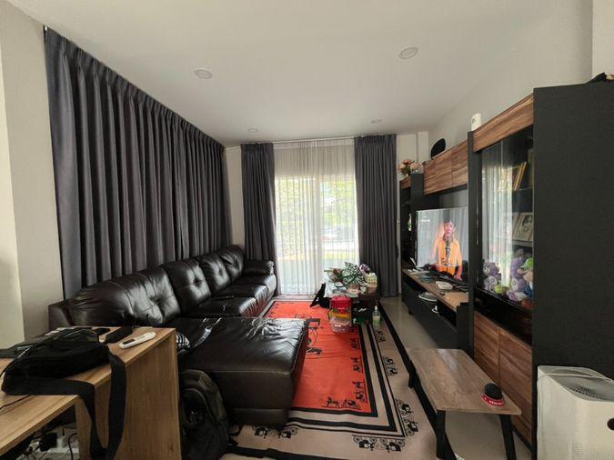 รูป บ้านเดี่ยว 2 ชั้น โครงการ เดอะ เซนโทร วัชรพล  ถนนสุขาภิบาล 5 แขวงออเงิน เขตสายไหม จังหวัดกรุงเทพมหานคร 10220 (ราคา 5,500,000 บาท ) - รูปที่ 5/34