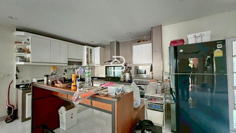 รูป บ้านเช่า พร้อมเฟอร์นิเจอร์ สุขุมวิท ลาซาล - รูปที่ 2/8