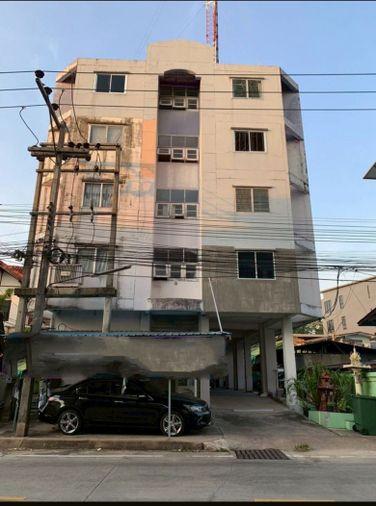 รูป ขายอพาร์ทเม้นท์ 5 ชั้น ติดถนนเส้นหลัก ศรีราชา-หนองยายบู่ - รูปที่ 2/5