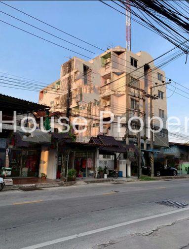 รูป ขายอพาร์ทเม้นท์ 5 ชั้น ติดถนนเส้นหลัก ศรีราชา-หนองยายบู่ - รูปที่ 1/5