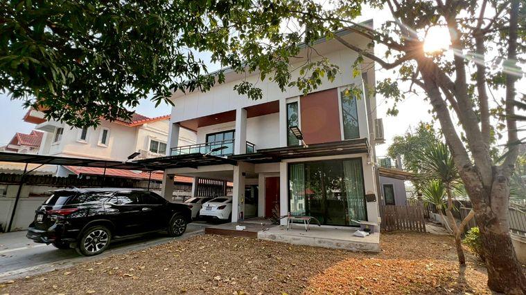รูป บ้านเช่า พร้อมเฟอร์นิเจอร์ สุขุมวิท ลาซาล - รูปที่ 1/8