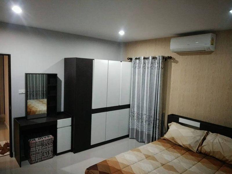 picture Two-story detached house for rent in The Complete Surasak project, Sriracha, Chonburi. - 6/17