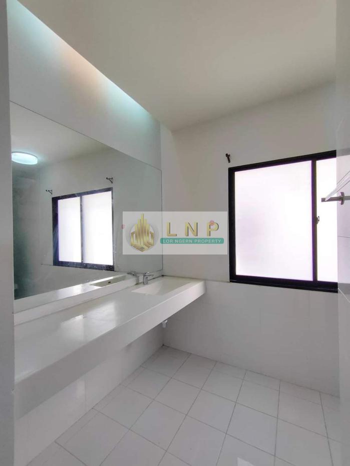 รูป 🏠 ให้เช่าบ้าน : Sixnature Ekkachai 64/5 (ซิกเนเจอร์ เอกชัย 64/5) รหัสทรัพย์ | 📌LNP-H779 - รูปที่ 5/13