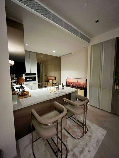 รูป ห้องไซส์ใหญ่ 114 ตร.ม. ใจกลางสาทร ชั้นสูง วิวเมืองแบบ Panoramic - รูปที่ 3/11