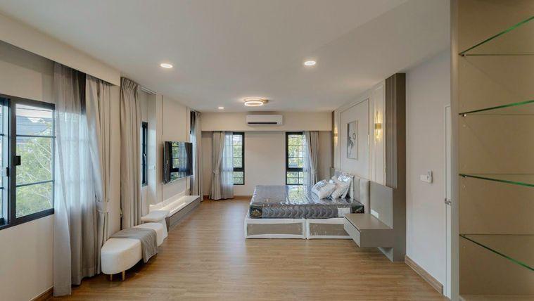 picture For Rent - Centro Bangna , Luxury House 4 bedrooms 5 bathrooms - 27/37