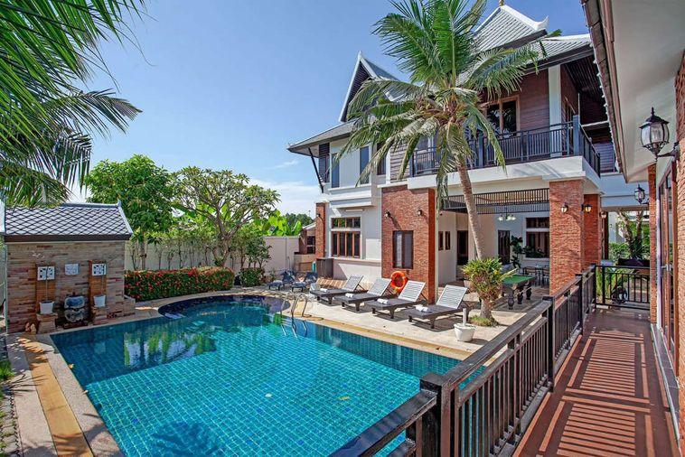 รูป Beverly Thai House Pool Villa Pattaya ถนนสุขุมวิท บางละมุง ชลบุรี 166 ตารางวา 5 นอน 5 น้ำ ตกแต่งครบ - รูปที่ 1/13