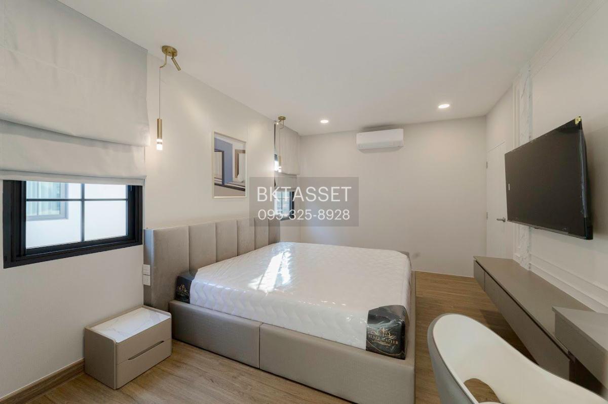 รูป ✅ ✅ Centro Bangna , Luxury House 4 ห้องนอน พร้อมเข้าอยู่ ติดต่อไลน์ @bktasset หรือโทร 095-325-8928 - รูปที่ 19/37