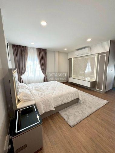 picture For Rent - Centro Bangna , Luxury House 4 bedrooms 5 bathrooms - 25/35