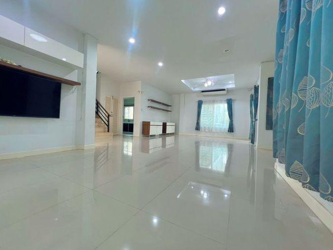 picture Resale detached house in Country Home Lake and Park project, Assumption - Sriracha, Chonburi. - 3/20
