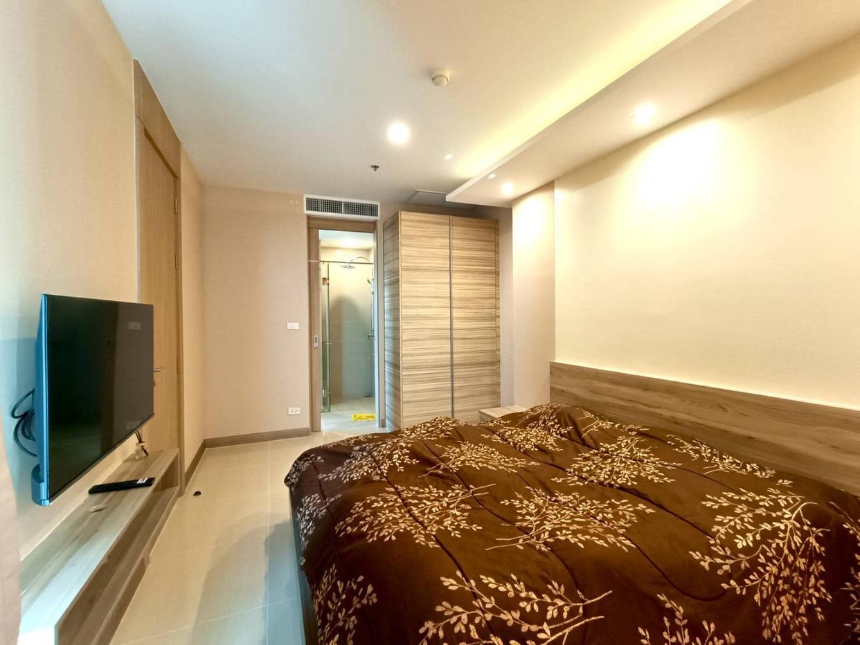 picture The Riviera Jomtien Condominium for Sale 2 BR Sea View Unit - 9/14