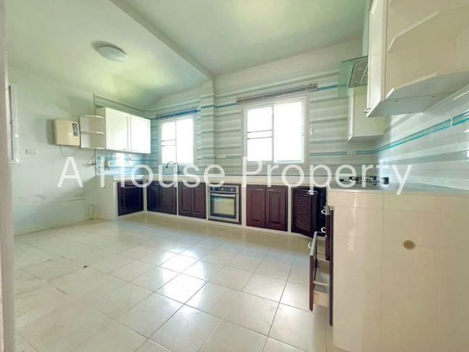picture Resale detached house in Country Home Lake and Park project, Assumption - Sriracha, Chonburi. - 11/20