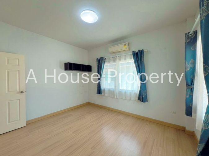 picture Resale detached house in Country Home Lake and Park project, Assumption - Sriracha, Chonburi. - 9/20