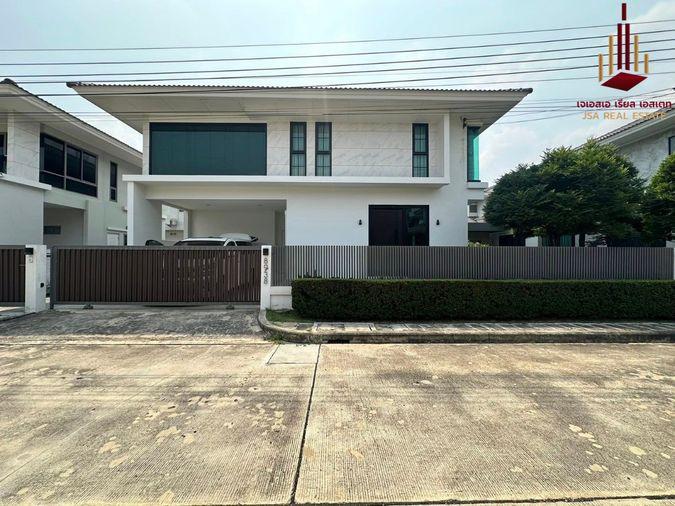 picture ✨ For Rent: Perfect Place Rama 9 - Krungthepkreetha✨    💰 Only 80,000 THB/month - 1/9