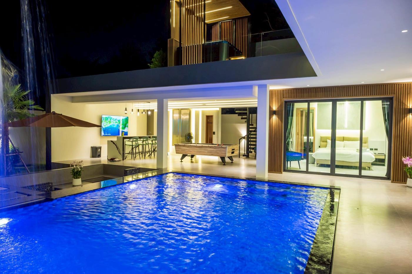 picture Ultra Luxury Newly Completed Villa for Rent in Na Jomtien - 5/20