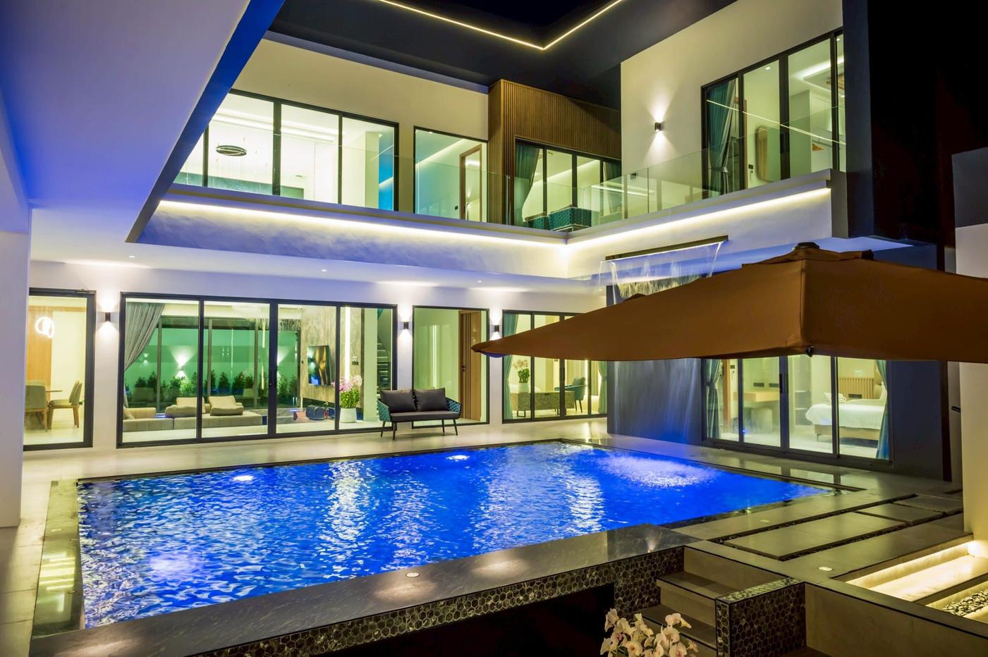 picture Ultra Luxury Newly Completed Villa for Rent in Na Jomtien - 4/20