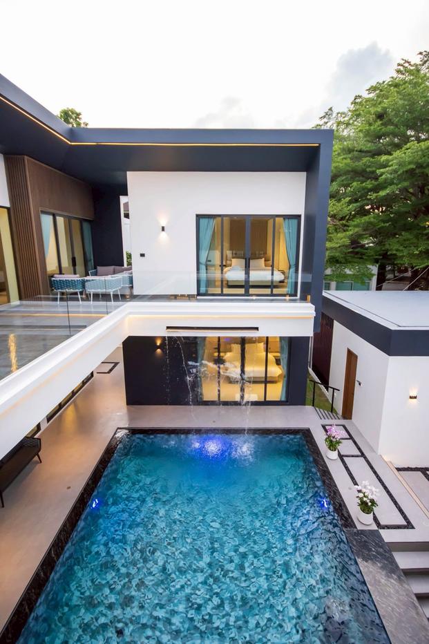 picture Ultra Luxury Newly Completed Villa for Rent in Na Jomtien - 2/20