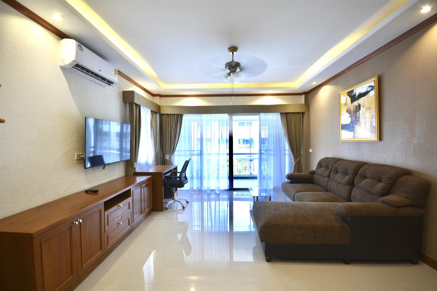 รูป Baan Suan Lalana 1 bedroom corner condo for Rent Jomtien - รูปที่ 1/13