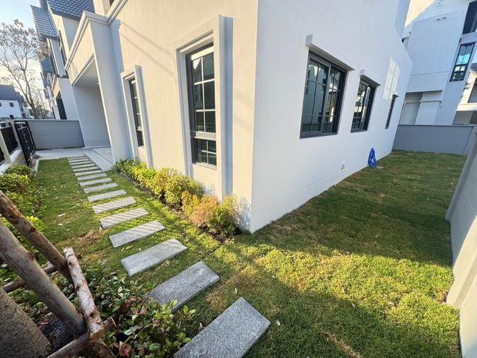 picture For Rent - Centro Bangna , Luxury House 4 bedrooms 4 bathrooms - 2/12