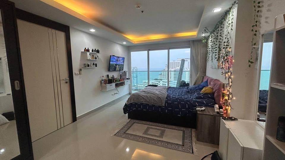 picture Cosy Beach View 2 Bedroom for sale in Pratumnak Hill Pattaya - 5/9