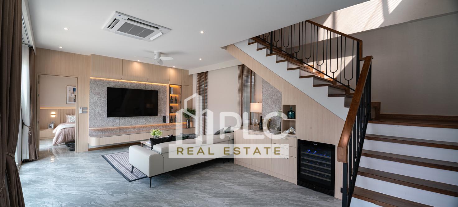 picture 7 Bedroom Pool View Villa for sale in East Pattaya - 9/20