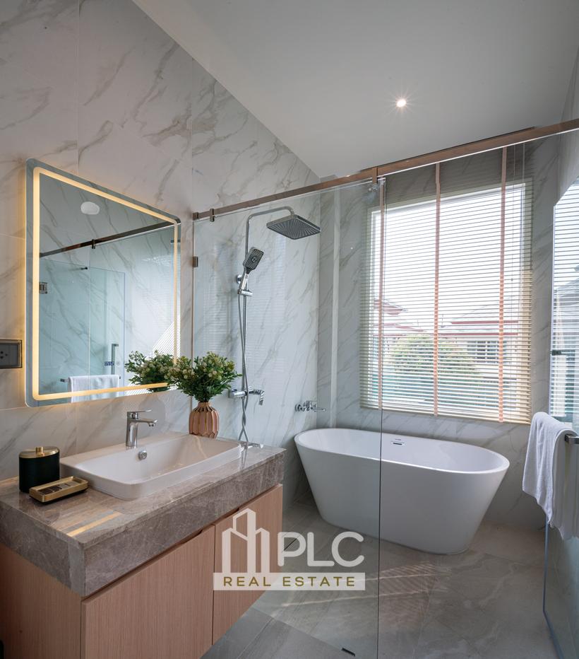 picture 7 Bedroom Pool View Villa for sale in East Pattaya - 19/20