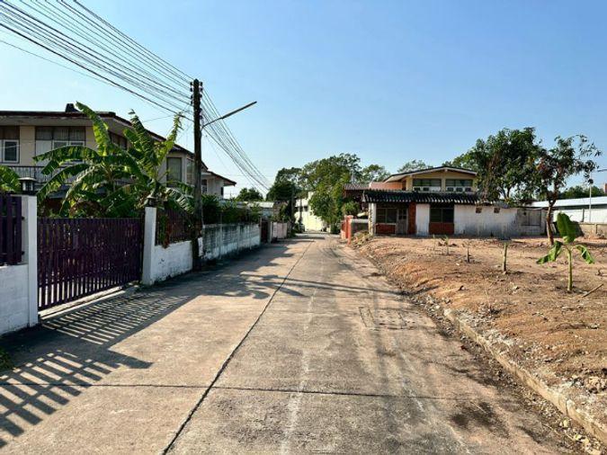 picture Land for sale in Sriracha, near Sukhumvit Road, opposite Sriracha District Office, Chonburi. - 14/14