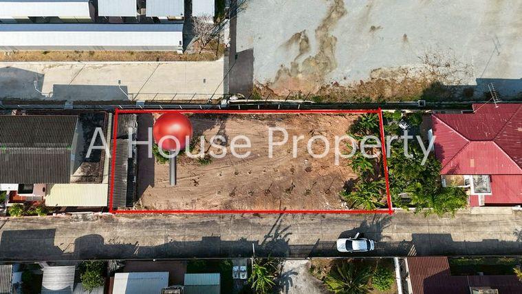 picture Land for sale in Sriracha, near Sukhumvit Road, opposite Sriracha District Office, Chonburi. - 1/14