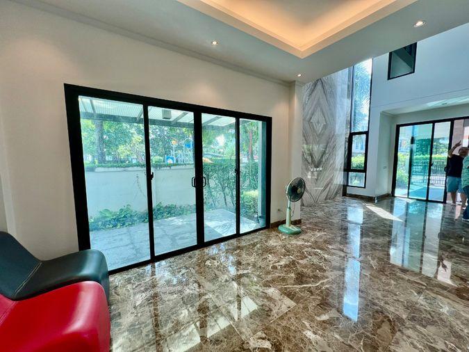 รูป ขายบ้านเดี่ยว 3 ชั้น ศุภาลัย เอสเซ้นส์ ลาดพร้าว | บ้านใหญ่สวยพรีเมียม พื้นที่ใช้สอยกว่า 330 ตร.ม. ทำเลศักยภาพ ใจกลางลาดพร้าว ใกล้ MRT ลาดพร้าว 101  - รูปที่ 15/39