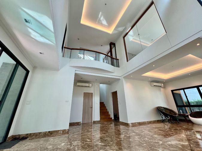 รูป ขายบ้านเดี่ยว 3 ชั้น ศุภาลัย เอสเซ้นส์ ลาดพร้าว | บ้านใหญ่สวยพรีเมียม พื้นที่ใช้สอยกว่า 330 ตร.ม. ทำเลศักยภาพ ใจกลางลาดพร้าว ใกล้ MRT ลาดพร้าว 101  - รูปที่ 17/39