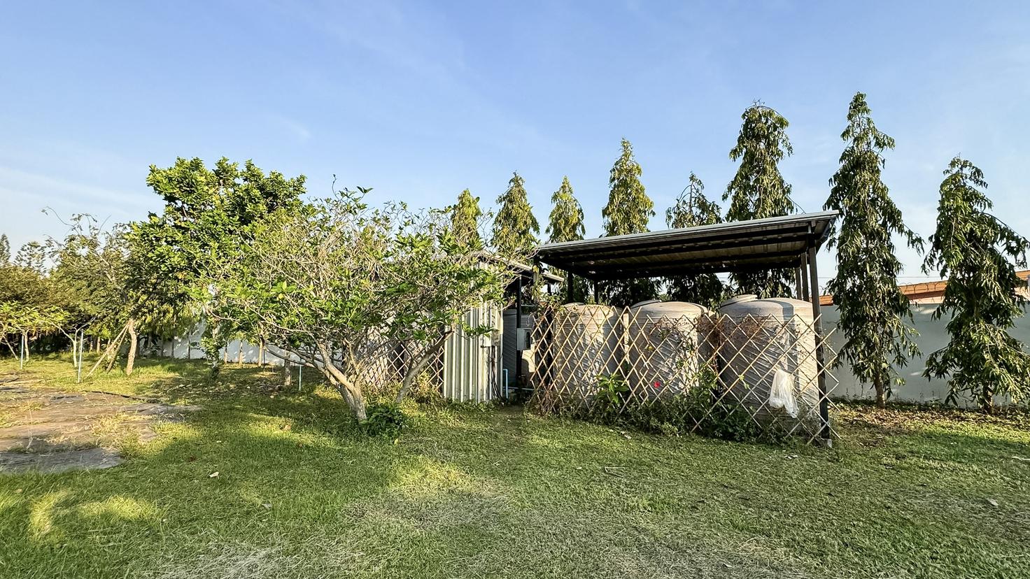 picture Luxury pool villa on 6 Rai Land in Mabprachan East Pattaya - 29/31