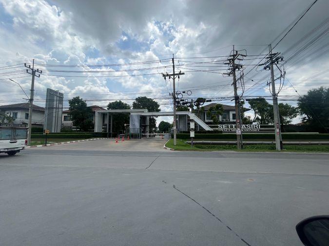รูป ขายด่วน! บ้านเดี่ยว 2 ชั้น โครงการ เศรษฐสิริ อ่อนนุช - ศรีนครินทร์ ประเวศ กทม. ( ราคา 8,900,000 ) - รูปที่ 25/25
