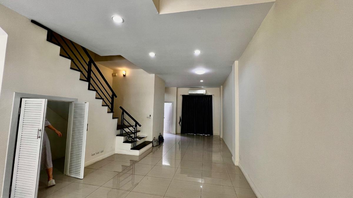รูป ขาย ทาวน์โฮม 4 ชั้น Premium Place เอกมัย–รามอินทรา | ทำเลศักยภาพ ใกล้เลียบด่วน | เหมาะอยู่อาศัย–ทำออฟฟิศ - รูปที่ 5/52