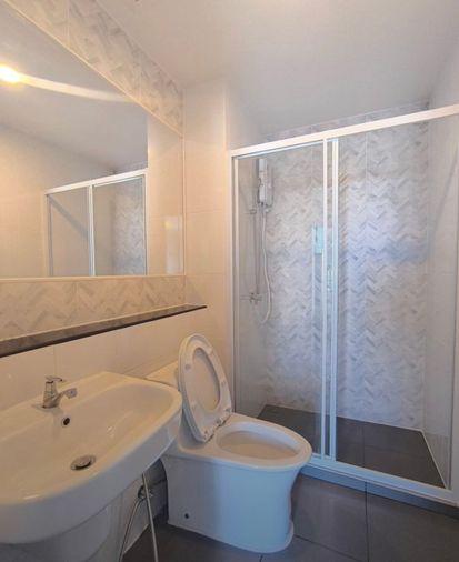 รูป ให้เช่า ✨ Regent Home Wutthakat  ✨ เฟอร์นิเจอร์ และ เครื่องใช้ไฟฟ้าครบ ใกล้ BTS วุฒากาศ   - รูปที่ 8/9