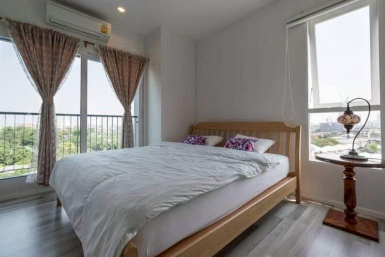 รูป ห้องสวยมาก สภาพห้องดีสุดๆ "The Key Wutthakat" ทำเลดี 2 Bedrooms 2 Bathrooms 56 Sq.m เพียง 4.5 ล้านบาทเท่านั้น - รูปที่ 2/6