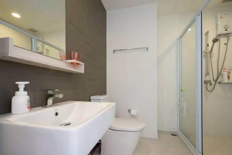 รูป ห้องสวยมาก สภาพห้องดีสุดๆ "The Key Wutthakat" ทำเลดี 2 Bedrooms 2 Bathrooms 56 Sq.m เพียง 4.5 ล้านบาทเท่านั้น - รูปที่ 6/6