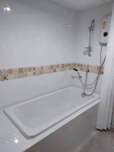picture Affordable condo for rent at Sriracha Place. Beautiful unit, high floor, fully furnished and move in Ready - 9/10