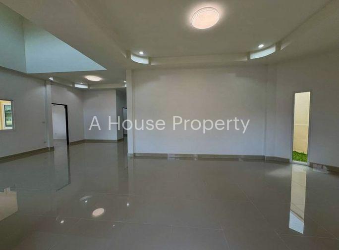 รูป ขายบ้านเดี่ยวมือสอง หลังใหญ่ รีโนเวทใหม่ ใกล้ฟาร์มจระเข้พัทยา - รูปที่ 6/13