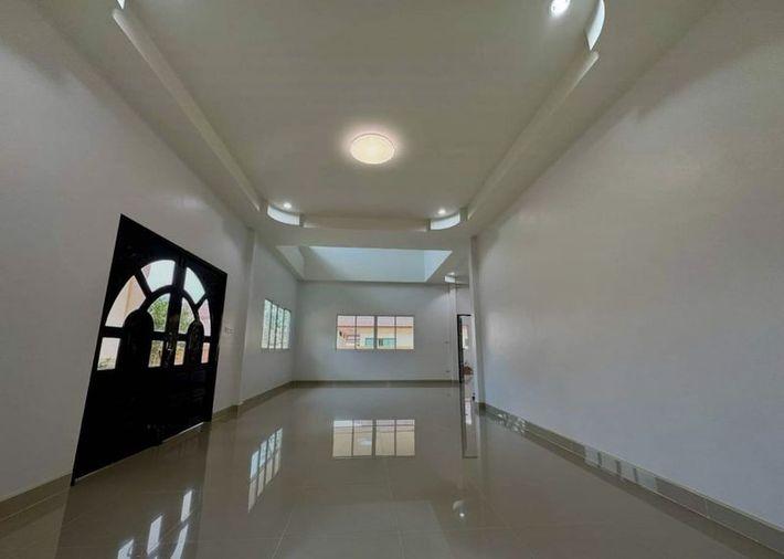 รูป ขายบ้านเดี่ยวมือสอง หลังใหญ่ รีโนเวทใหม่ ใกล้ฟาร์มจระเข้พัทยา - รูปที่ 4/13