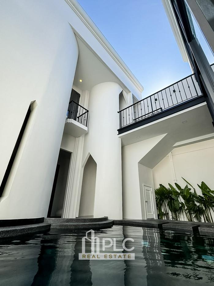 รูป Luxury Pool Villa for Rent in Pratumnak, Jomtien - รูปที่ 14/16