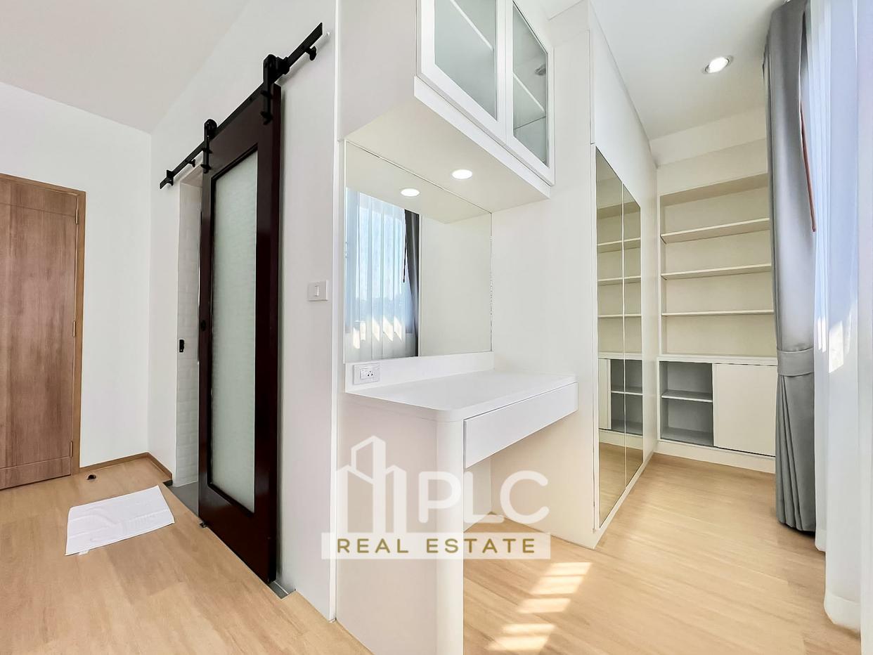 รูป Beachfront Pool Villa for Rent in Na Jomtien - รูปที่ 13/18