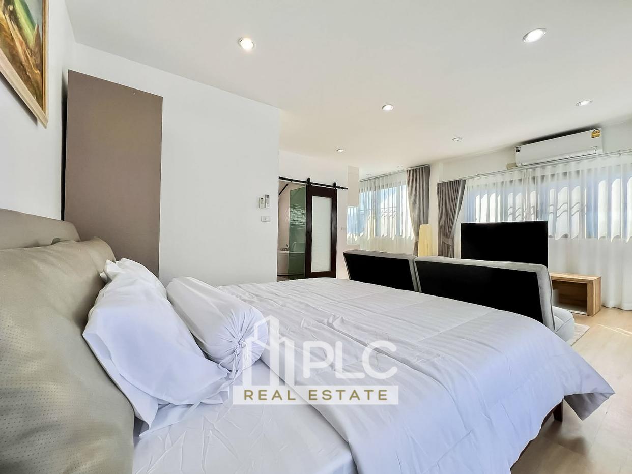 รูป Beachfront Pool Villa for Rent in Na Jomtien - รูปที่ 7/18