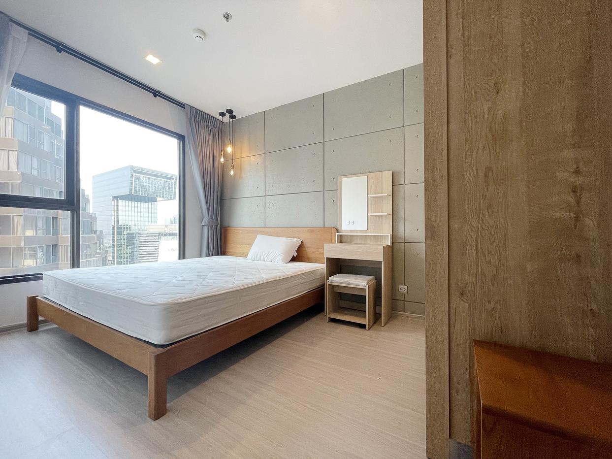 picture Life Asoke Rama 9 2BR Condominium for Sale - 8/11