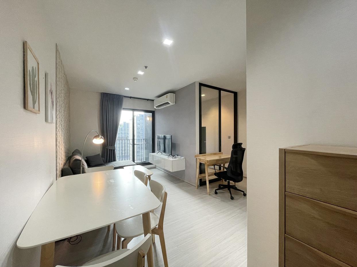 picture Life Asoke Rama 9 2BR Condominium for Sale - 1/11