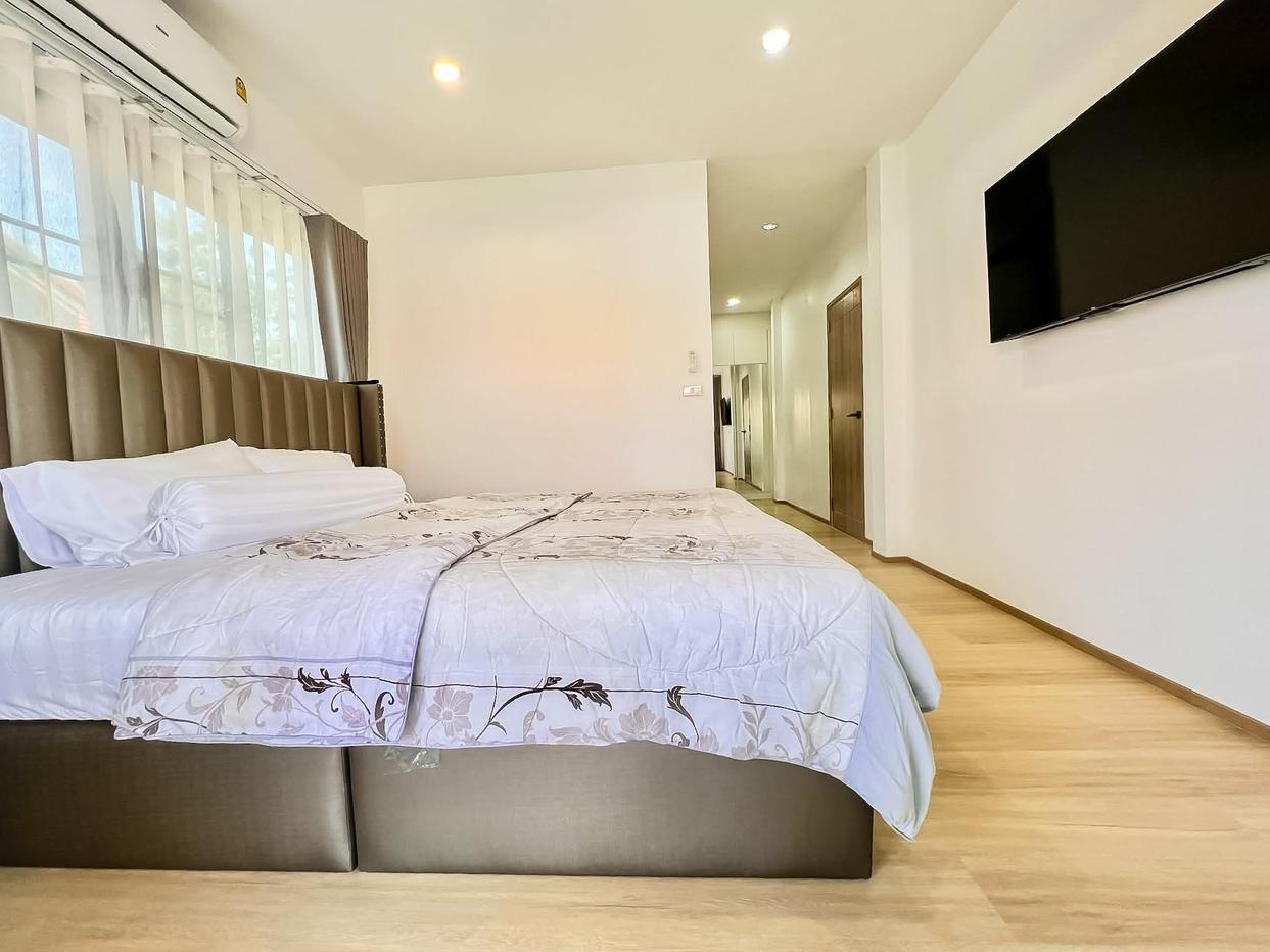 รูป Beachfront Pool Villa for Rent in Na Jomtien - รูปที่ 10/18