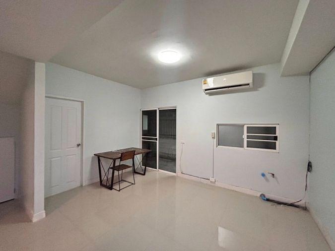 รูป ให้เช่าทาวน์โฮม 2 ชั้น  หมู่บ้าน อารียา เดอะคัลเลอร์สวงแหวน-รามอินทรา - รูปที่ 4/11