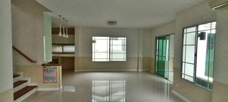 รูป บ้านเดี่ยว 2 ชั้น โครงการ มัณฑนา แจ้งวัฒนะ-ราชพฤกษ์ (หลังริม)ไกล้ MRT สายสีม่วง สถานีบางรักใหญ่  ต.บางพลับ อ.ปากเกร็ด จ.นนทบุรี (ราคา5,000,000 บาท ) - รูปที่ 4/14