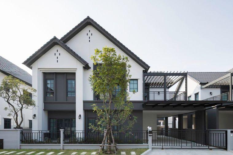 รูป ✅ ✅ Centro Bangna , Luxury House 4 ห้องนอน พร้อมเข้าอยู่ ติดต่อไลน์ @bktasset หรือโทร 095-325-8928 - รูปที่ 1/40