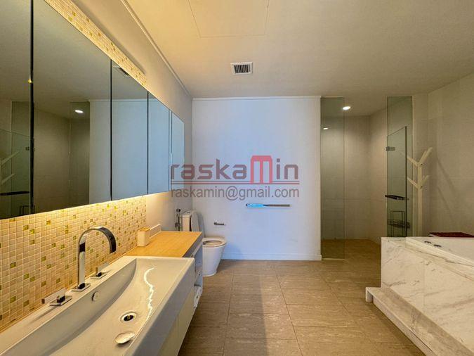 picture Luxury Seaview Condo for Sale – Northpoint Wongamat, Pattaya  - 14/43