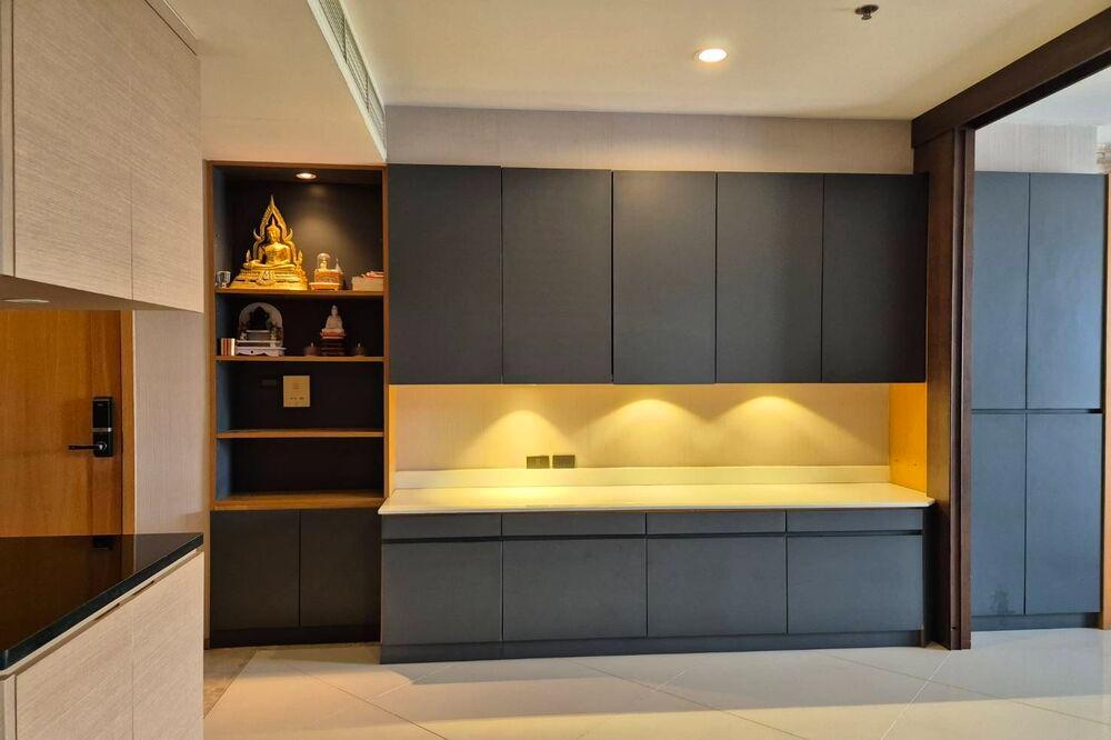 รูป ขายด่วน !! วิวสวยมาก, ห้องมุม, ห้องหายาก !! 🔥 Code C20260200008....The Empire Place, 2 นอน, 2 น้ำ, ชั้นสูง 11+, แต่งครบ, ราคาพิเศษ!! - รูปที่ 6/12