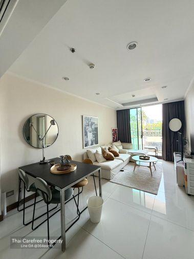 picture Supalai Oriental Sukhumvit 39 | Premium 1BR Pool-View Condo in Asoke-Phrom Phong 30,000 THB / Month - 1/12